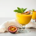 Gelatina Com Mousse de Maracujá