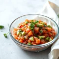 Tartar de Salmão Tradicional e Irresistível para Você Imagem de Destaque